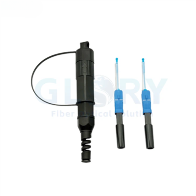 Optiskās šķiedras savienotājs